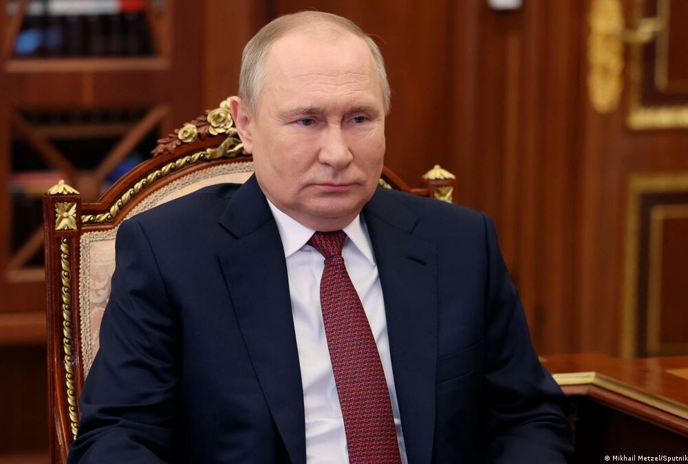 NYT: Путин загнан в угол и вынужден покупать снаряды в Северной Корее 