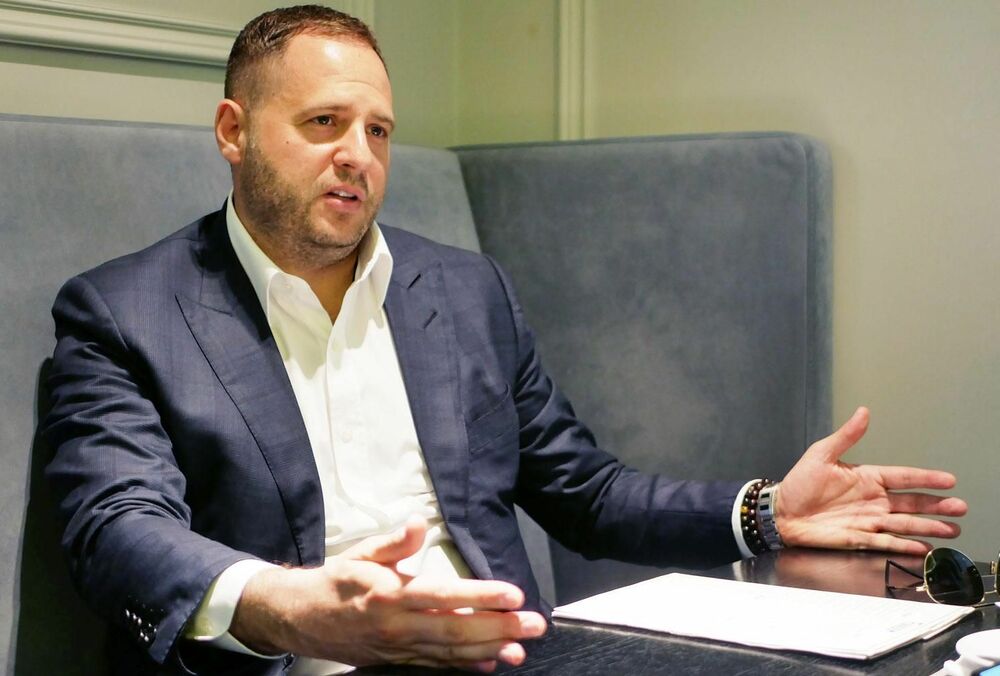 Ермак опроверг слухи об отставке Залужного и расколе с Зеленским