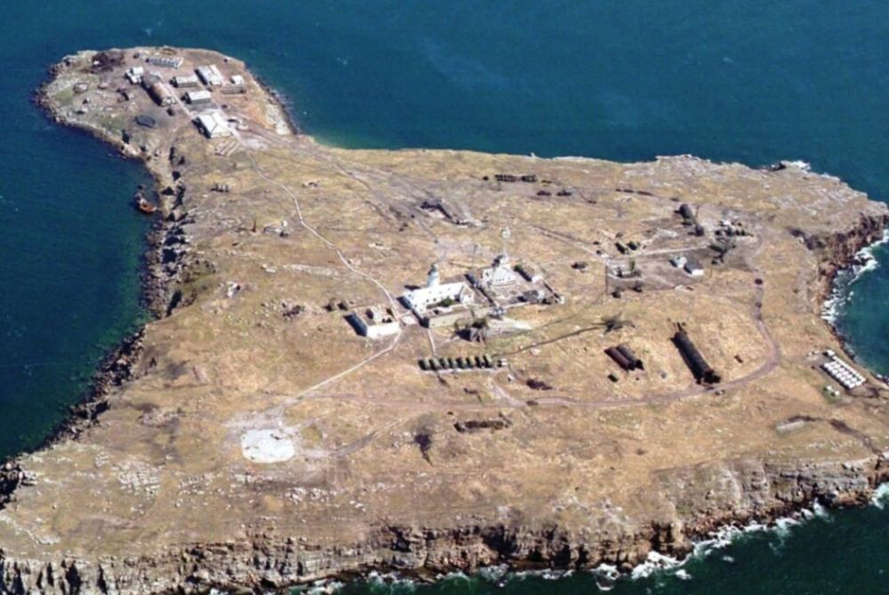 ВСУ снова ударили по острову Змеиный