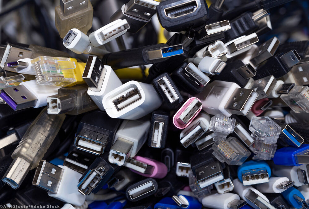 Все гаджеты в ЕС будут иметь единый стандарт зарядных устройств