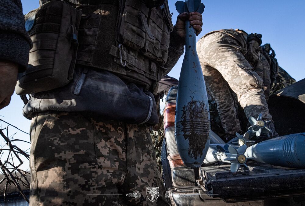 Военным на передовой не хватает боеприпасов из-за сокращения помощи союзников, - Тарнавский