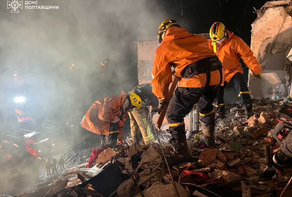 Разбор завалов в Полтаве: количество погибших выросло до 14