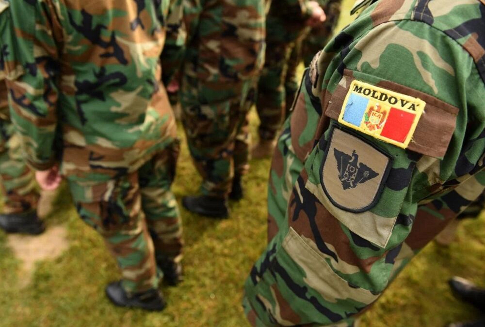 У Молдові поскаржилися на погану якість військової техніки