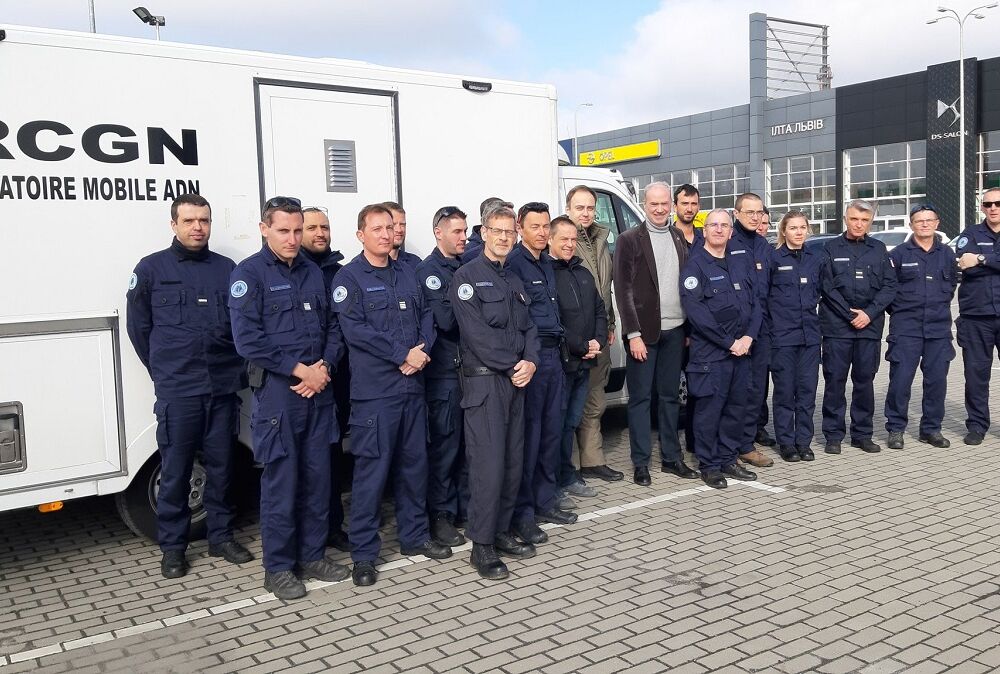 Французские жандармы будут расследовать российские военные преступления 