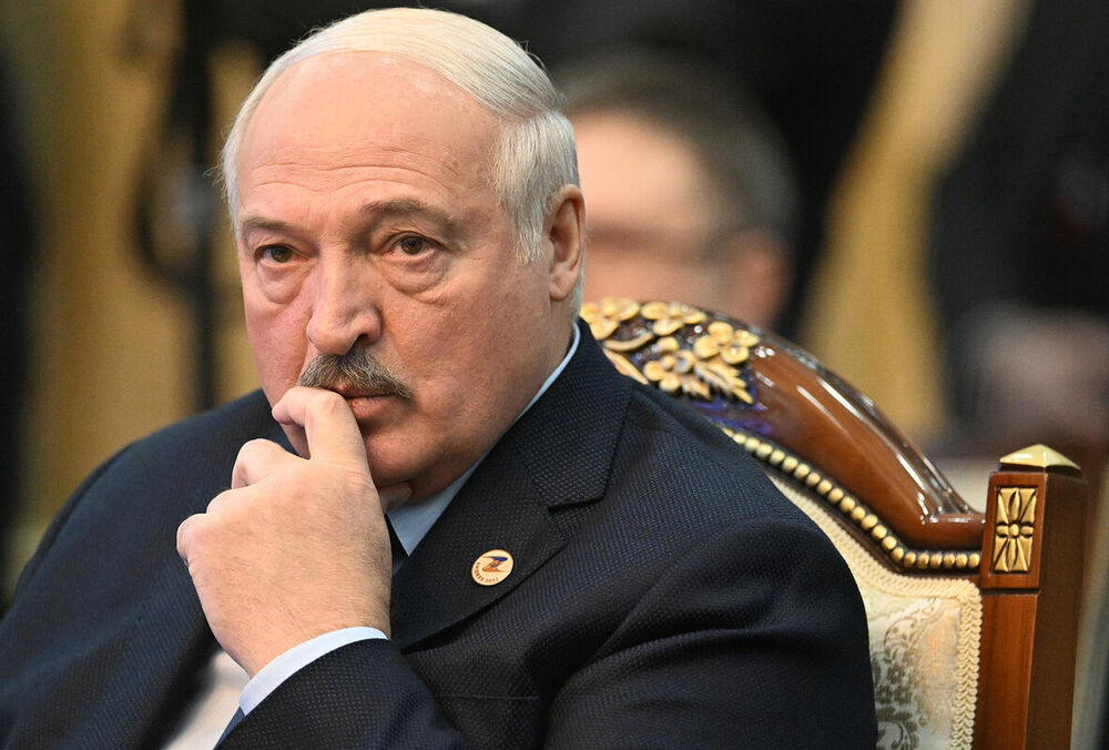Лукашенко звинуватив Україну у підриві Каховської гідроелектростанції Лукашенко звинуватив Україну у підриві Каховської гідроелектростанції