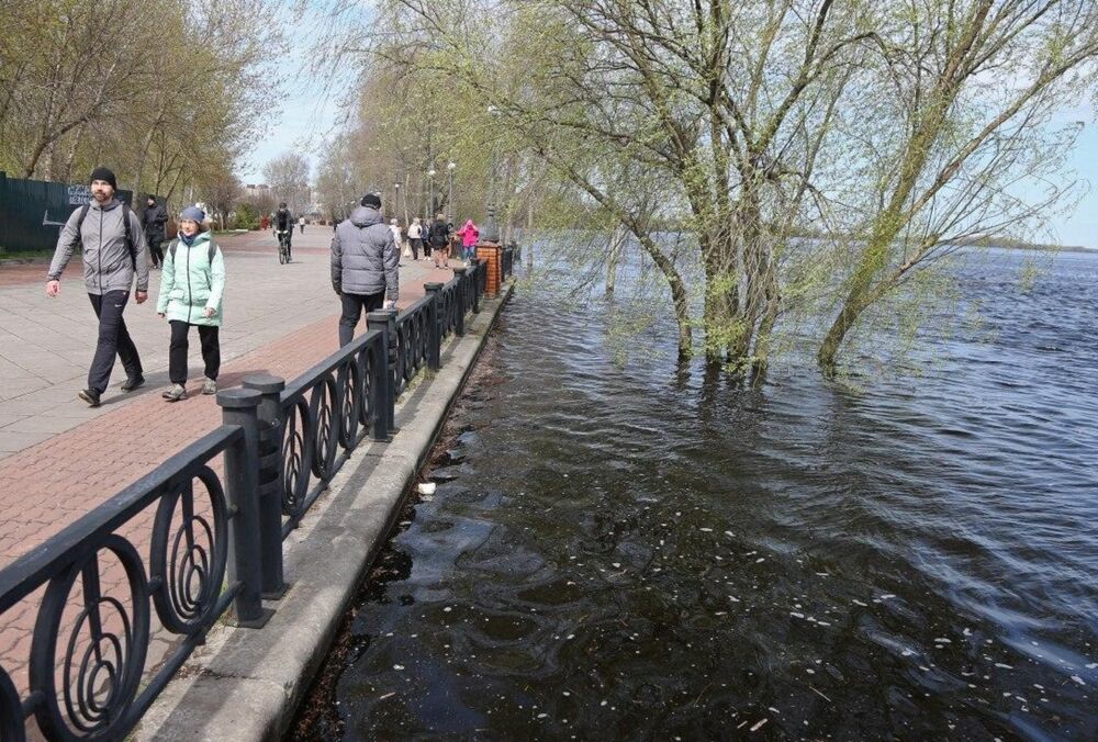 КГВА: в Днепре второй день подряд наблюдается подъем воды  КГВА: в Днепре второй день подряд наблюдается подъем воды