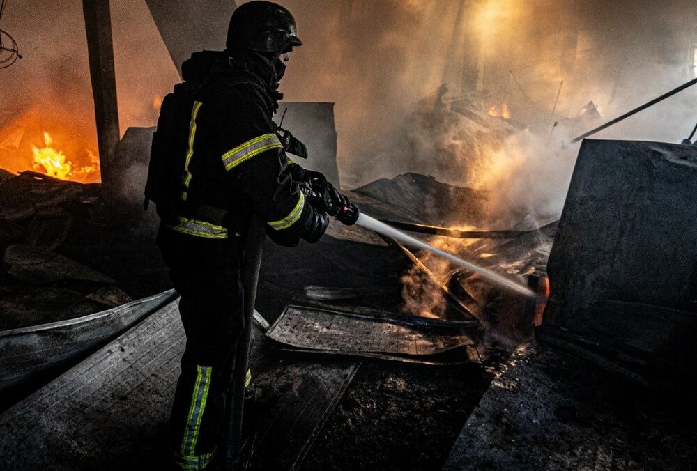 Під час нічної атаки було пошкоджено підприємство на Черкащині