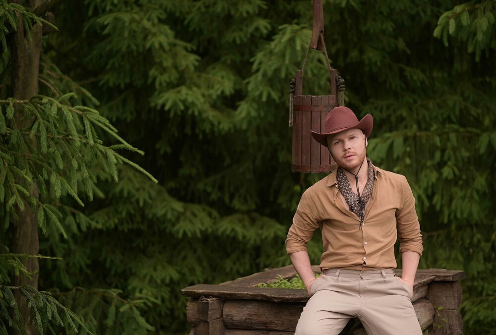 Vlad Darwin впервые показал своего сына в стильной семейной фотосессии!  (ФОТО)