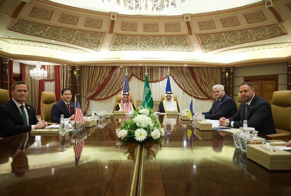 Україна та США почали переговори у Джидді