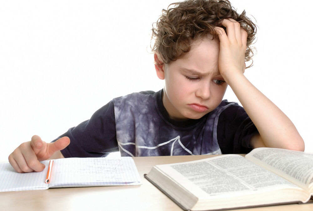 Вчені знайшли спосіб, який допомагає боротися з симптомами дислексії