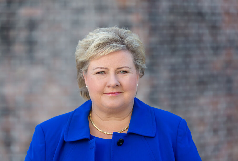 Прем'єр-міністр Норвегії подала у відставку