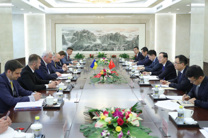 Украина провела политические консультации с Китаем