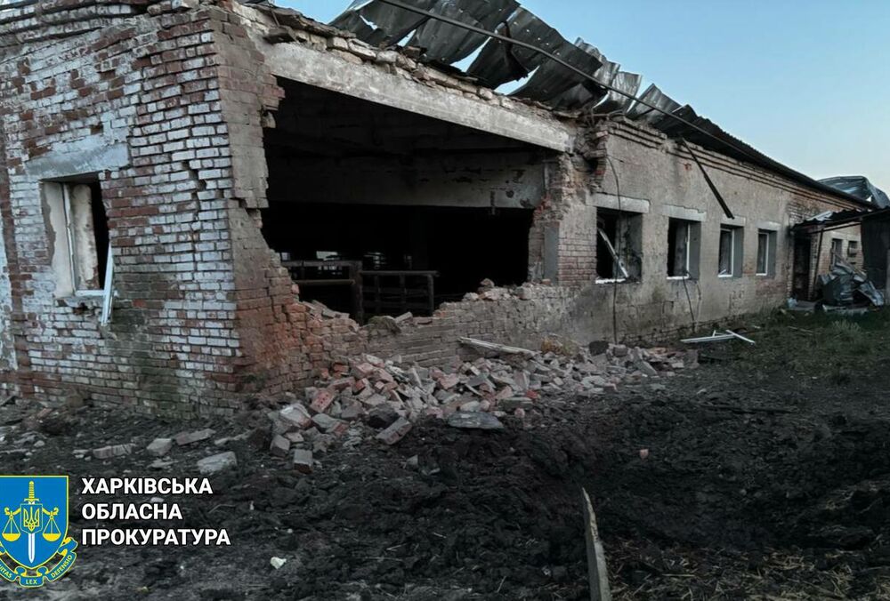 Російські безпілотники атакували ферму на Харківщині