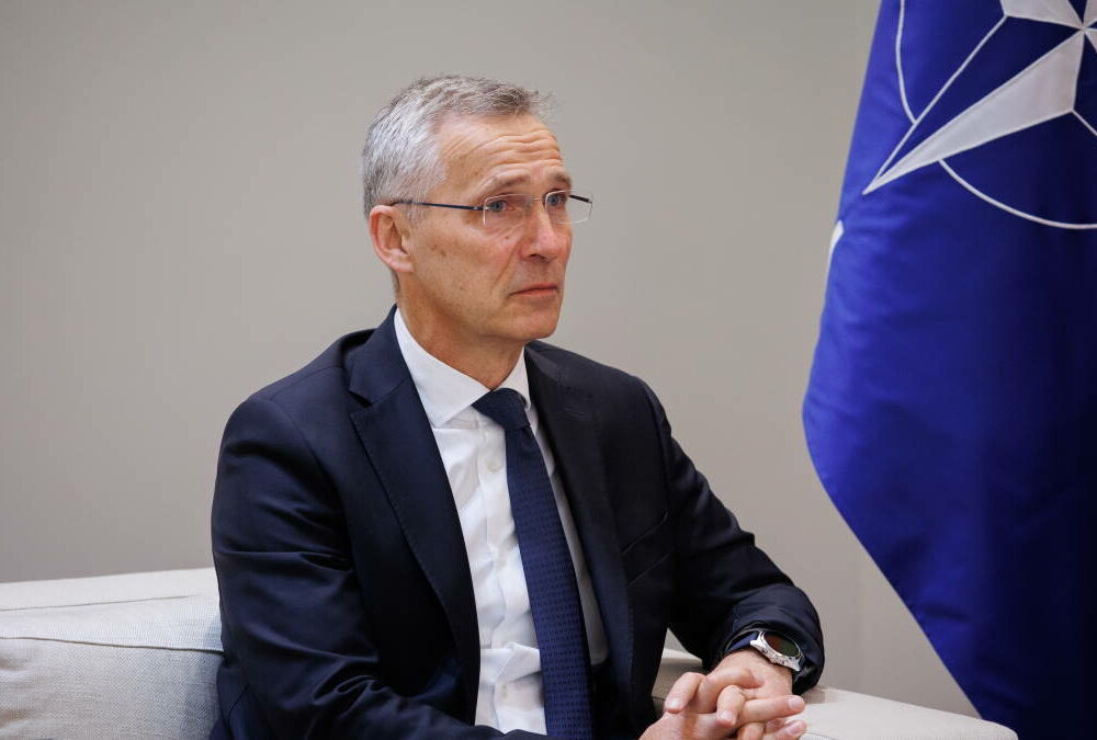 В НАТО обсудят поставки тяжелого вооружения в Украину 