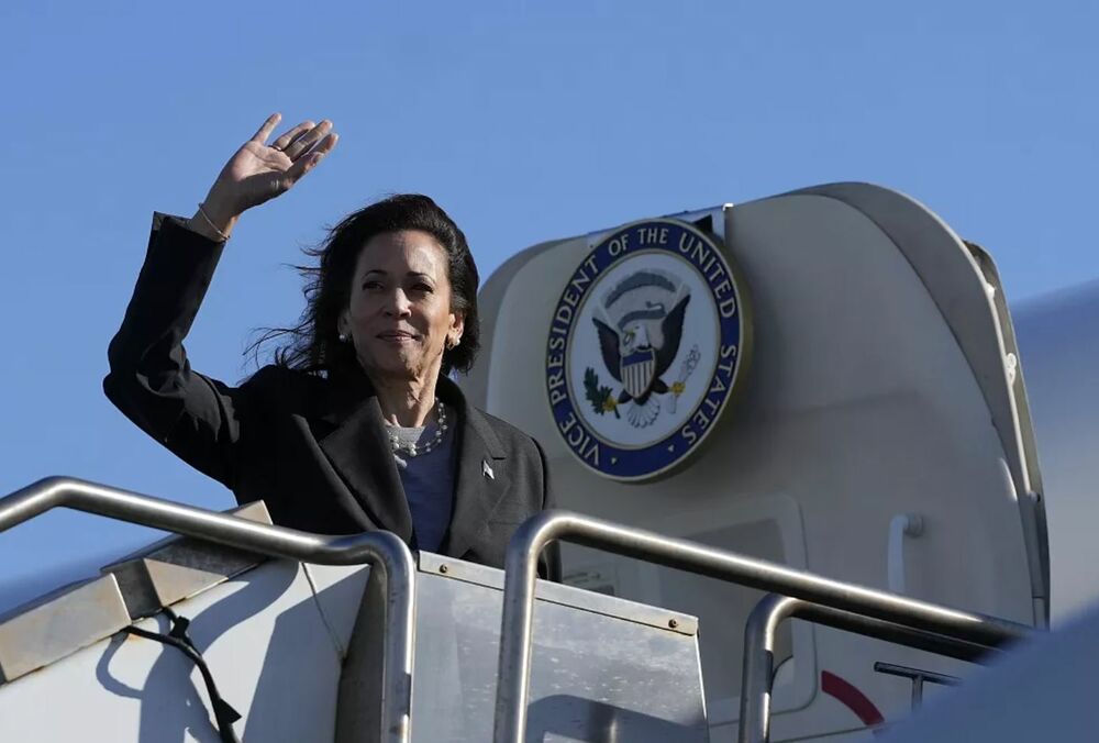 Камала Харрис готовится сделать заявление на фоне поражения на выборах