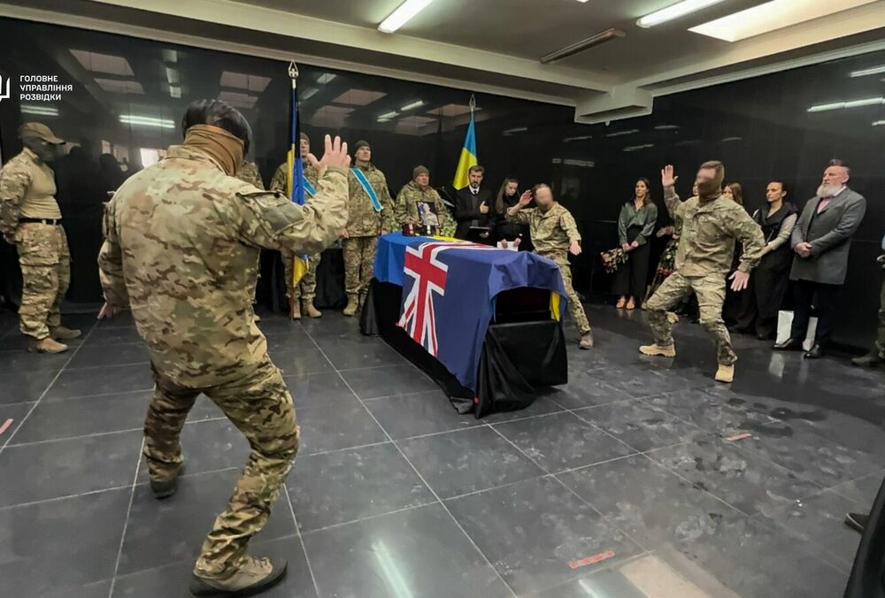 Бойцы ГУР исполнили традиционный маорийский ритуальный танец хака в честь погибшего побратима