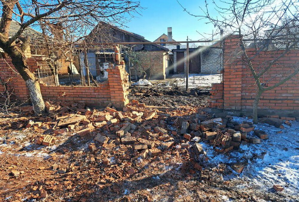 Росіяни обстріляли Марганець із важкої артилерії: поранені жінки та дитина (фото)