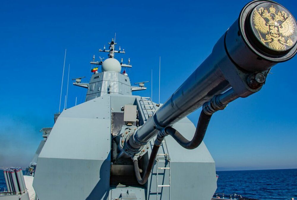 Россия вывела в Азовское море четыре боевых корабля