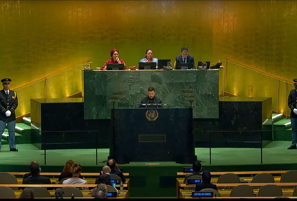 Зеленский на Генассамблее ООН: ”Остановить Путина сейчас дешевле, чем восстанавливать мир потом”