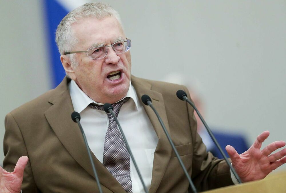 ”Треба просто шарахнути”: Жириновський закликав бомбардувати Україну на Новий рік