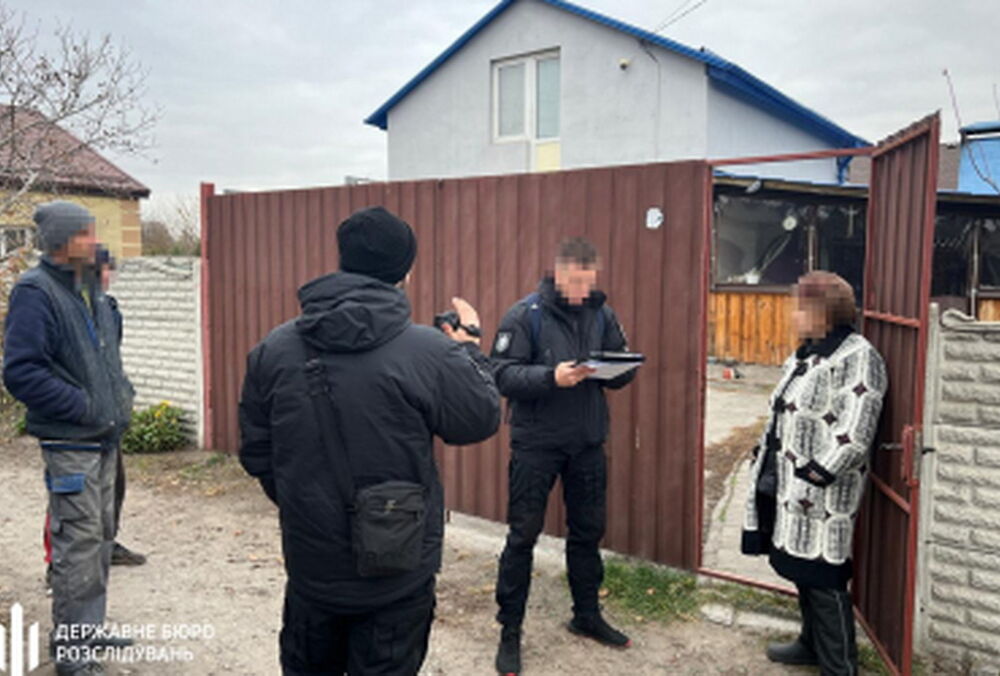 На Дніпропетровщині командир військової частини змушував підлеглих будувати будинки для родичів