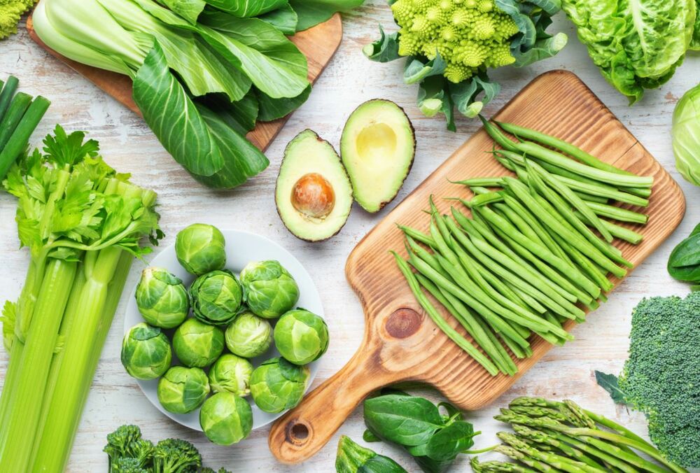 Что есть в жару: продукты, которые помогут пережить летний зной