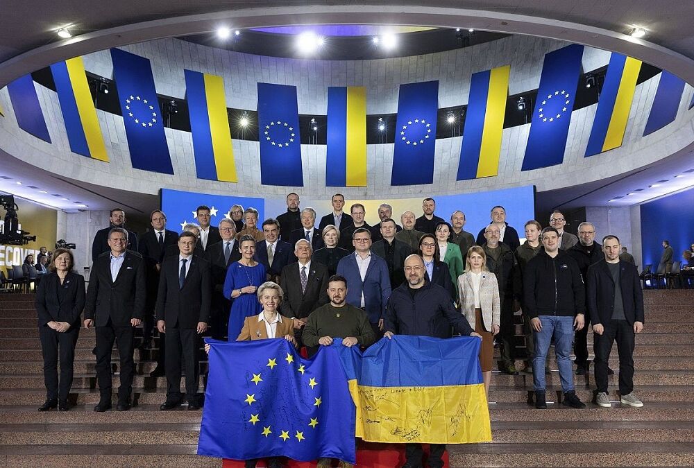 Евросоюз официально выступил в поддержку украинской формулы мира Евросоюз официально выступил в поддержку украинской формулы мира