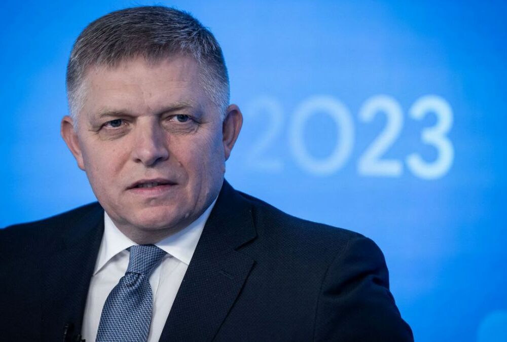 Фіцо погрожує блокувати вступ України до НАТО