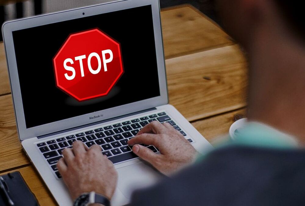 В Украине заблокируют почти полтысячи сайтов: полный список