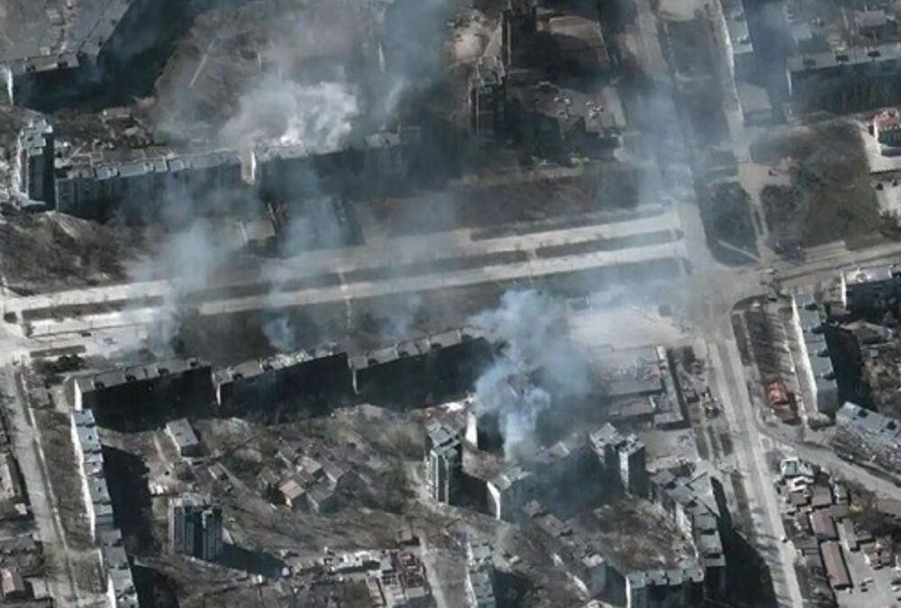 Приказ Путина не помог: оккупанты продолжают штурм ”Азовстали”