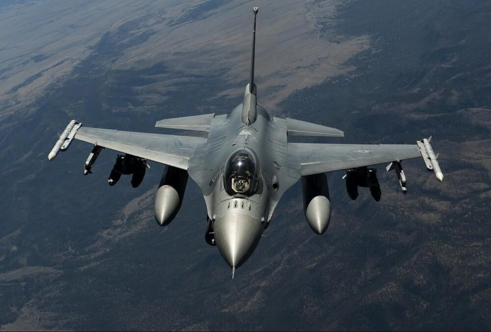 В Италии назвали условие передачи Украине истребителей