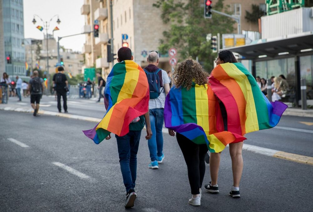 В Швейцарии на референдуме поддержали расширение прав ЛГБТ