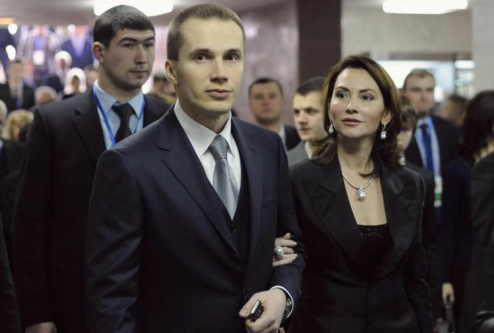 Син Януковича заробляє на продажу вугілля з окупованих територій України до Туреччини, - розслідування