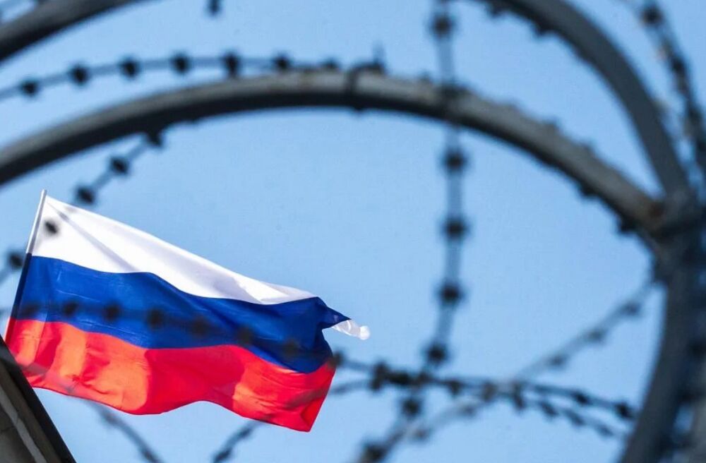 СМИ: российских чиновников принуждают отказаться от заграничного отдыха 