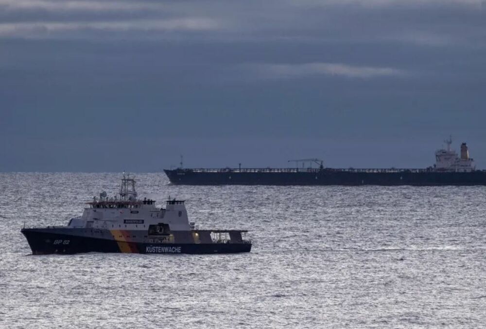 Германия конфисковала российский танкер с нефтью на 40 миллионов евро, - Der Spiegel