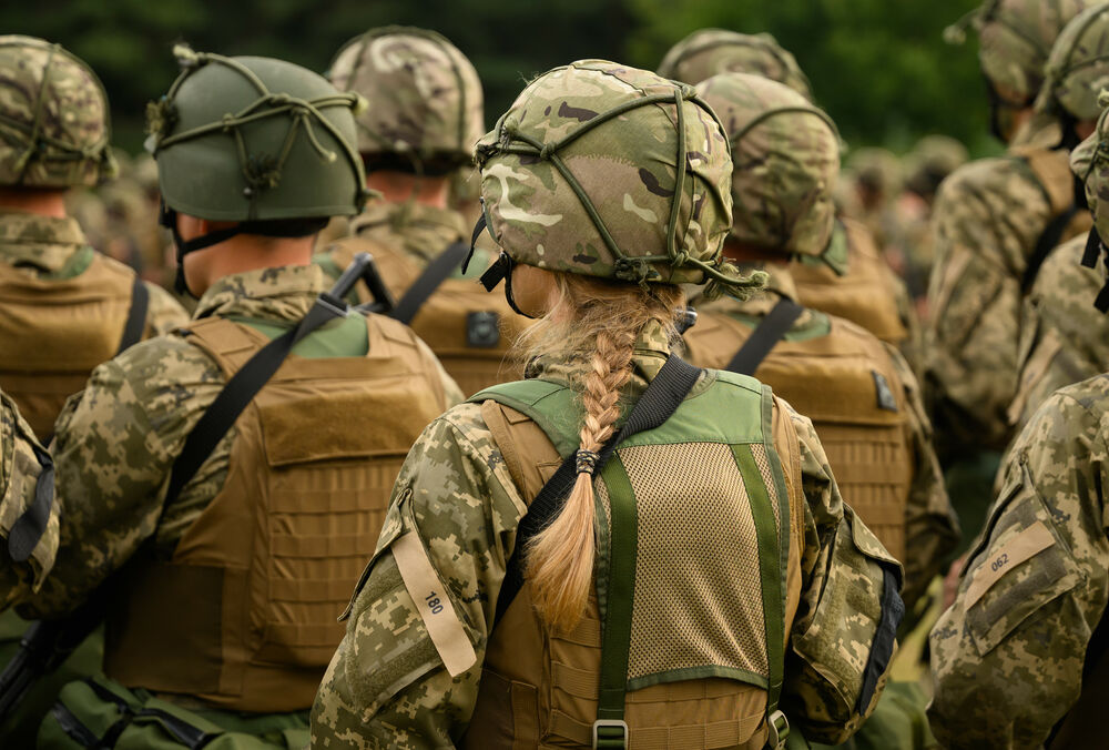 Хто з жінок має стати на військовий облік: пояснення ЗСУ