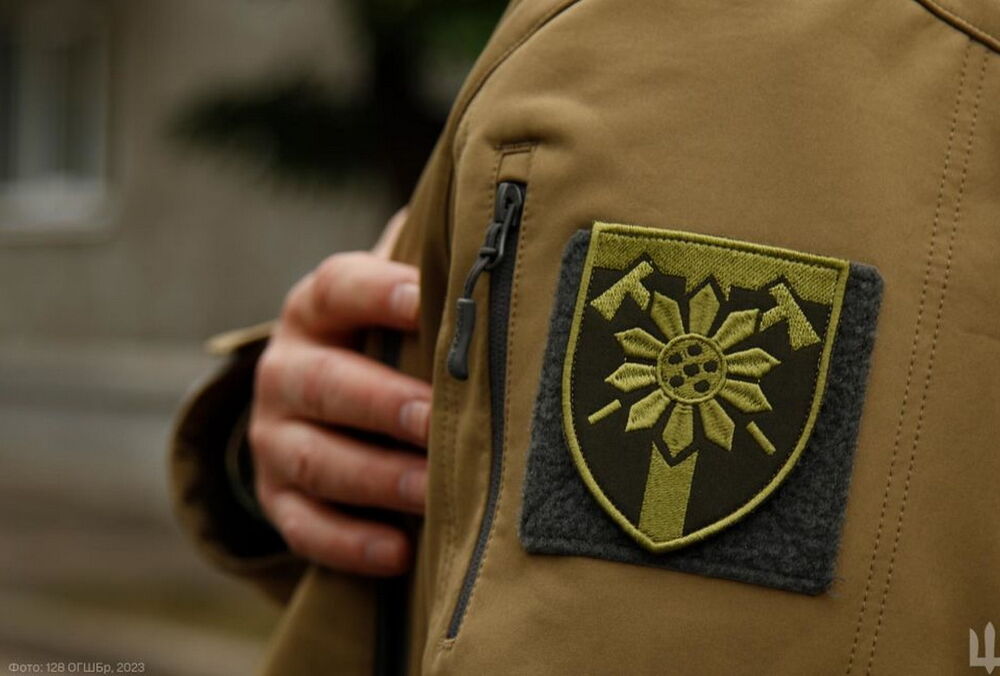 Удар по бойцам 128-й бригады в Запорожской области могли нанести после взлома хакерами мессенджеров военных