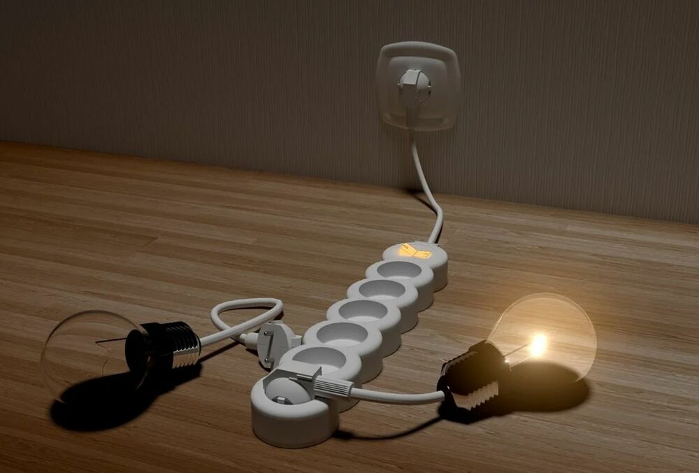 Еще час со светом: графики отключений отменили до 17 часов