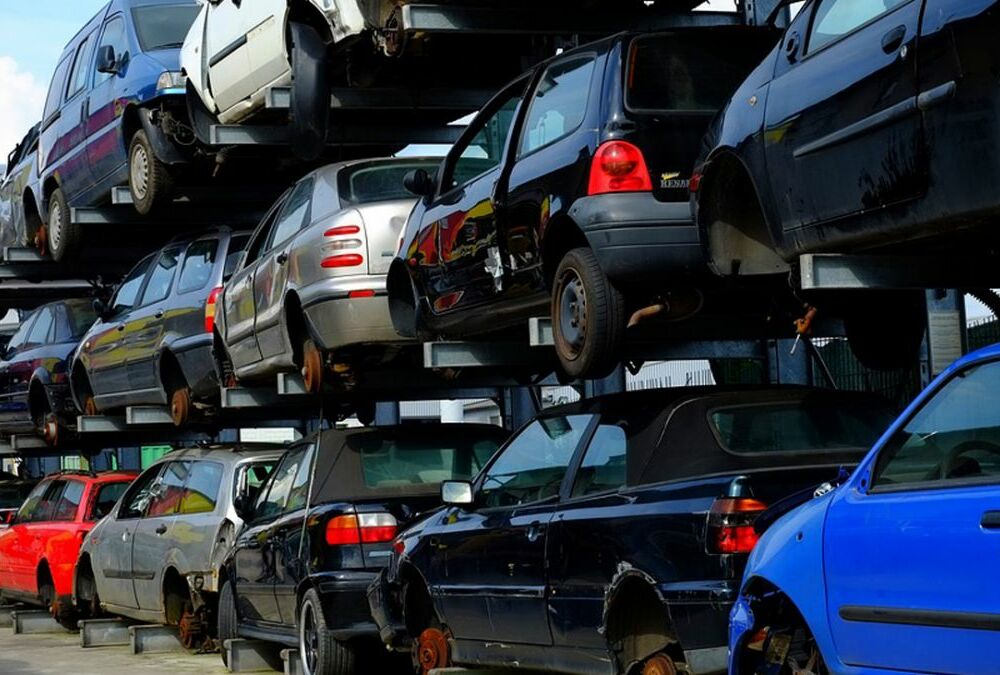 В британском правительстве просят мэра Лондона передать Украине подержанные авто 