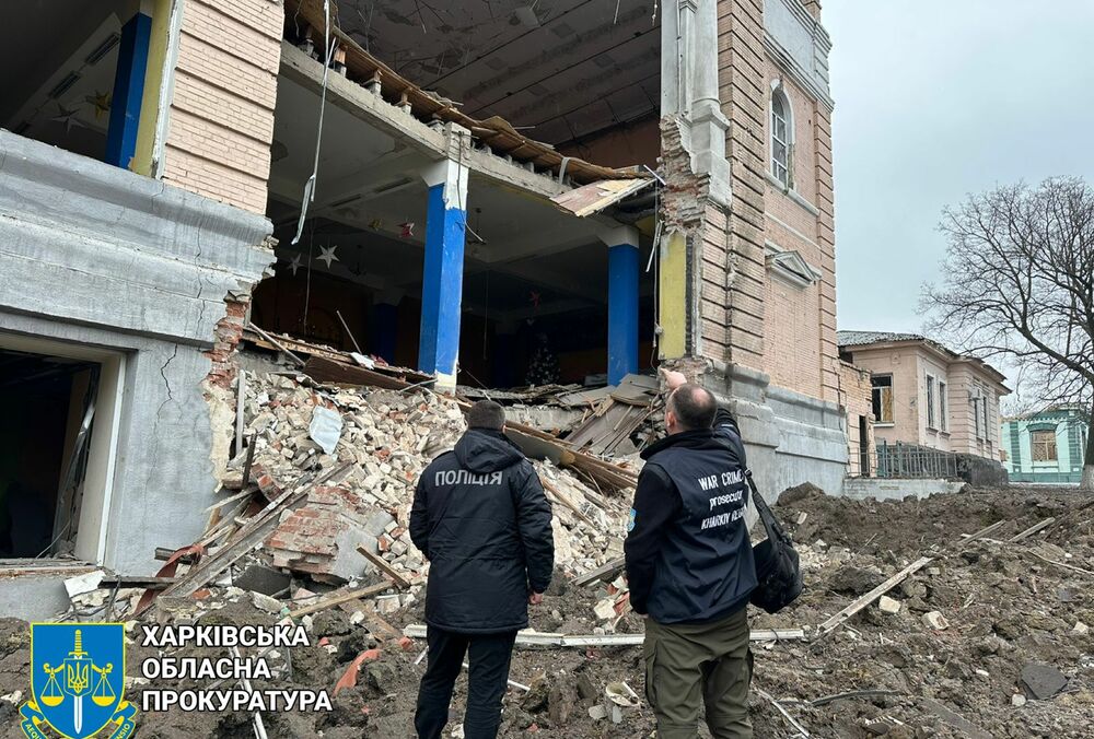 Российские военные обстреляли три района Харьковщины