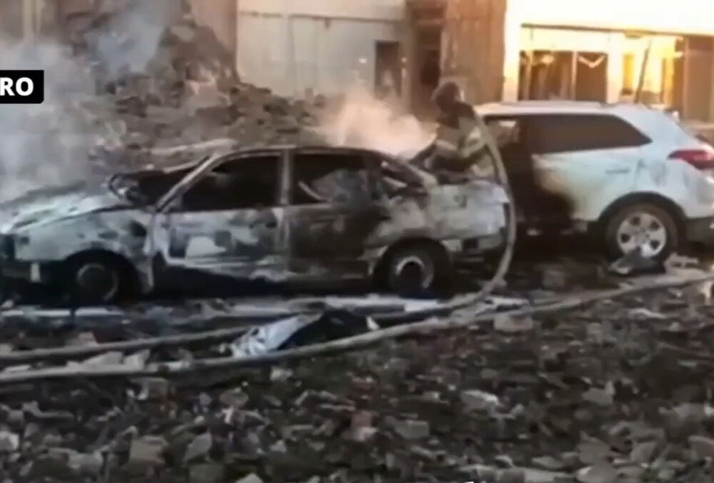 Українські атаки на нафтобазу та пороховий завод ускладнять логістику для російської армії