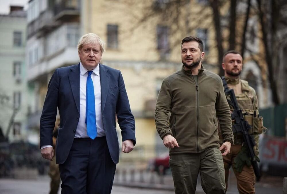 Bloomberg: Украина получит дополнительный миллиард фунтов стерлингов военной помощи от Великобритании 