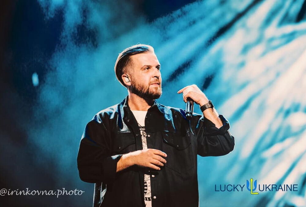 Фронтмен группы ”Без Обмежень” развелся с женой