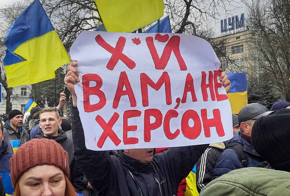 Оккупанты все еще надеются провести референдум в Херсонской области  Оккупанты все еще надеются провести референдум в Херсонской области