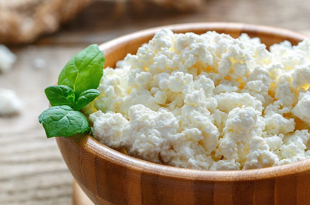 Вред творога для организма: кому его нельзя есть Вред творога для организма: кому его нельзя есть