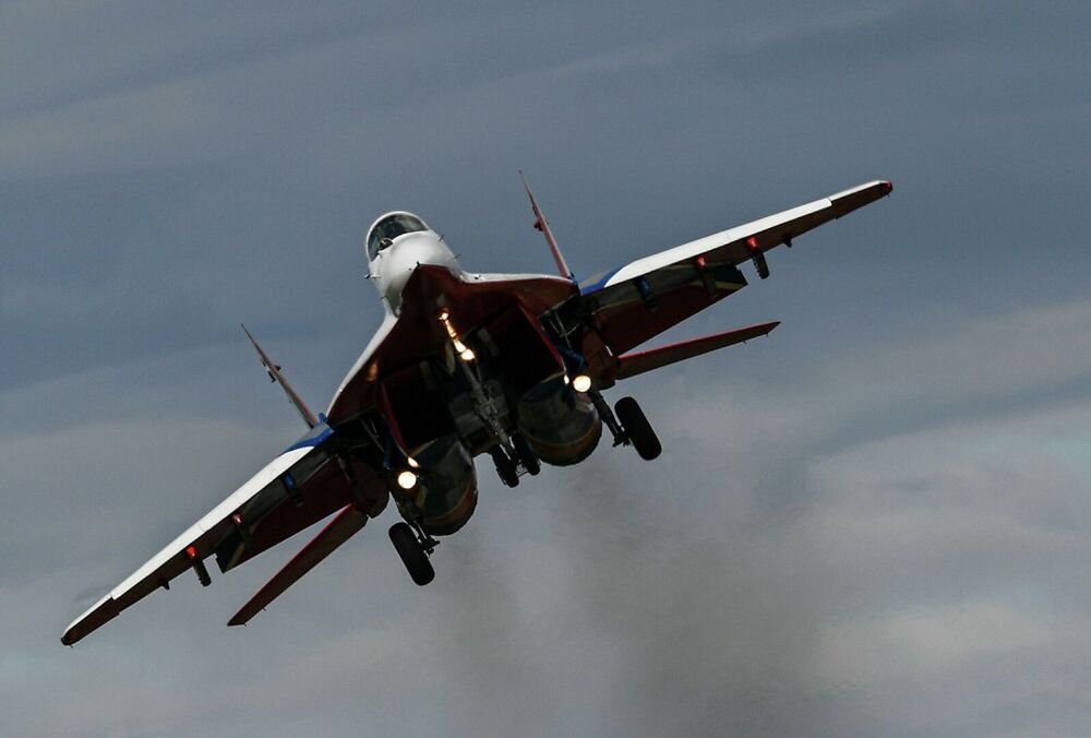 В Индии разбился самолет 