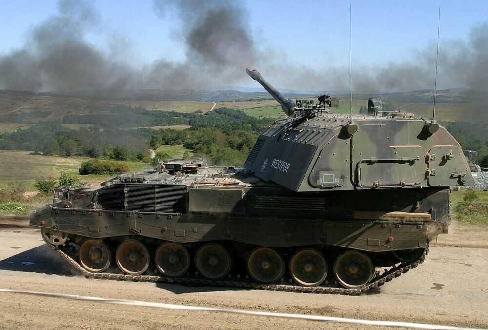 Правительство ФРГ поставит Украине самоходные гаубицы Panzerhaubitz 2000