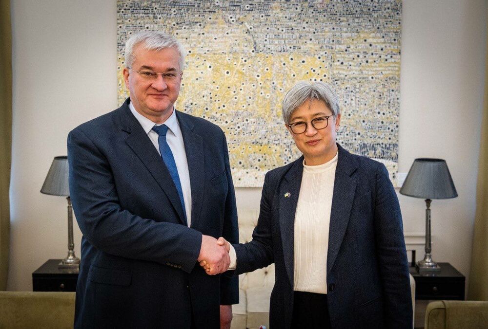 Посольство Австралії відновлює роботу в Україні