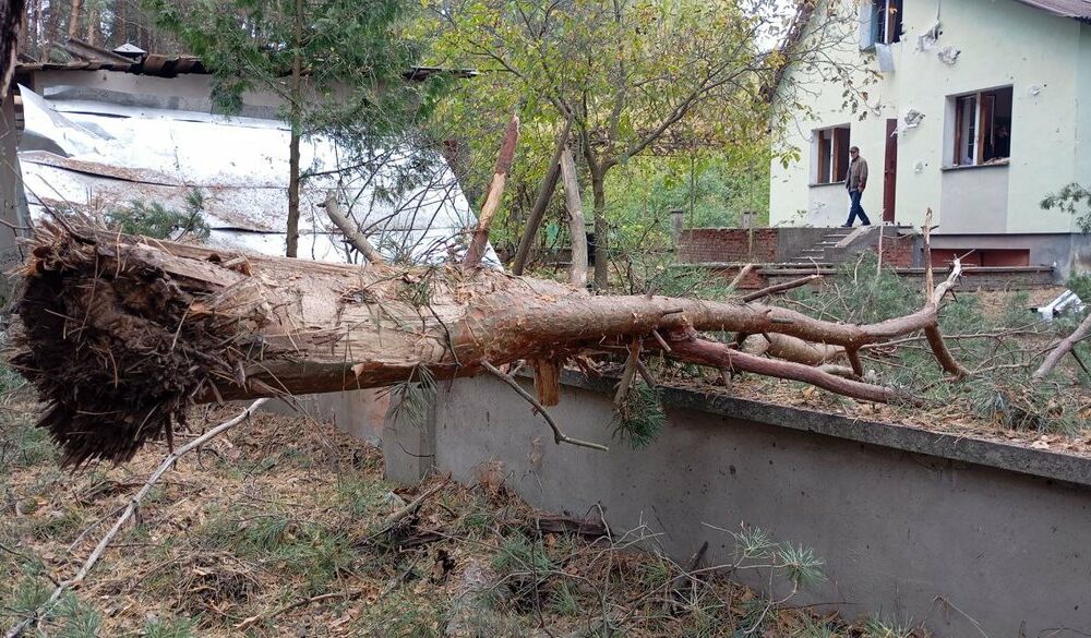 Враг атаковал КАБами Стецьковку на Сумщине