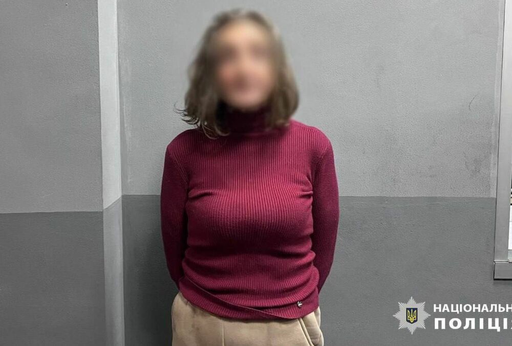 Жінці, яка пошкодила могили ”Да Вінчі”, ”Джуса” та Петриченка, повідомили про підозру